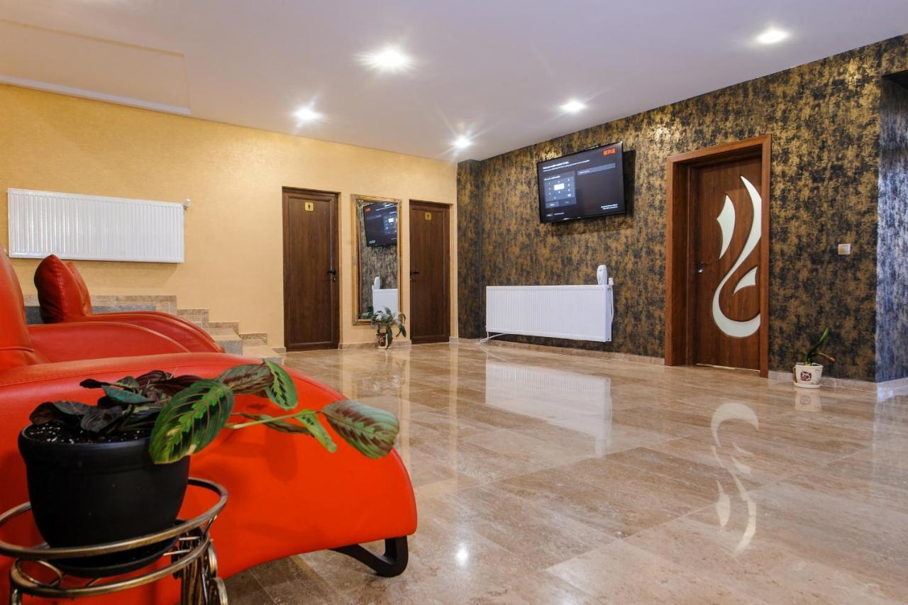 Пиргуля Hotel Miladinowzi Eksteriør billede